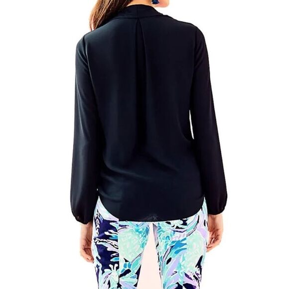 Lilly Pulitzer Black V-Neck Long sleeve Myah Top With Attached Camisole Sz Small - Picture 3 of 12
